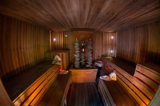 The Russian Bathhouse (banja)