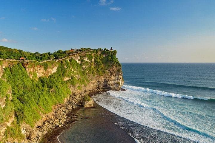 The Ultimate Uluwatu Experience: Temple, Beach & Sunset — photo 1 of 2