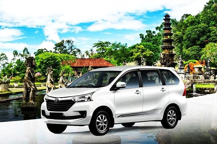 Private CAR CHARTER Service 10 hours PER DAY — photo 1 of 3