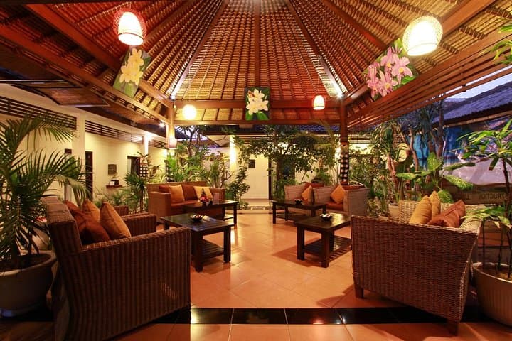 Balinese Traditional Massage and SPA Treatment 2 hours including pick up hotel — photo 1 of 10