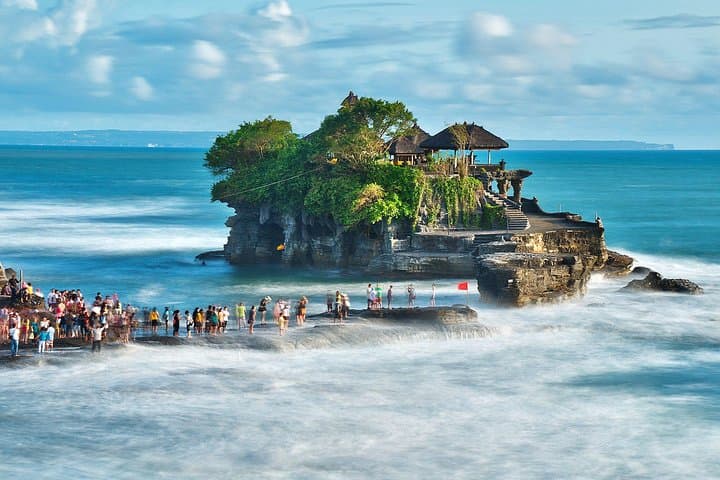 Ubud and Tanah Lot Temple Tour — photo 1 of 7