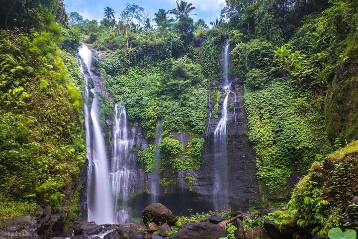 Sekumpul Waterfalls Trekking Tour — photo 1 of 9