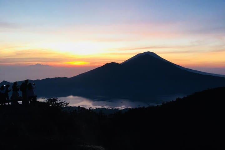 Bali Sunrise Trekking at Mount Batur — photo 1 of 8