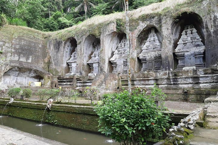 Ancient Temples Tours, Waterfall and Coffee Plantation — photo 1 of 17