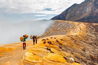 Mount Ijen: Electric Blue Fire Tour (2D1N - Private & All-Inclusive)
