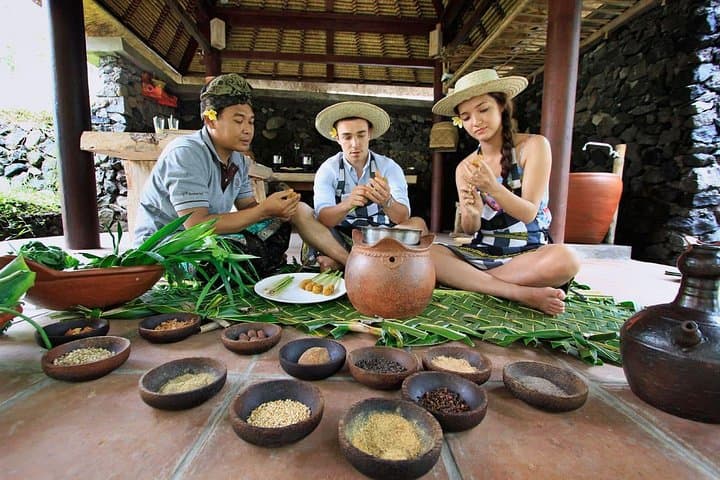 Bali Ubud Paon Cooking Class — photo 1 of 10