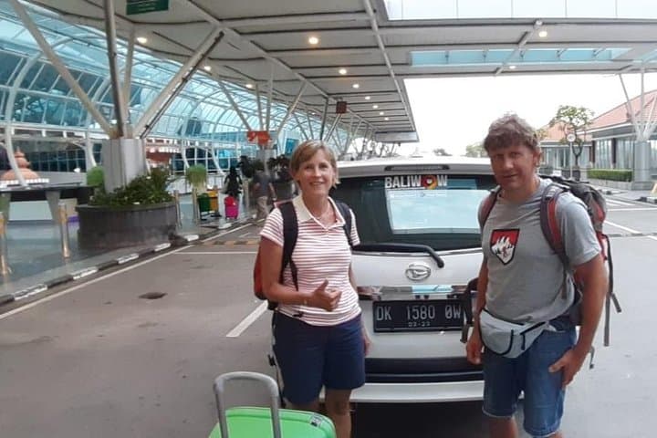 Bali Airport Taxi To Ubud Uluwatu Pecatu Canggu — photo 1 of 10