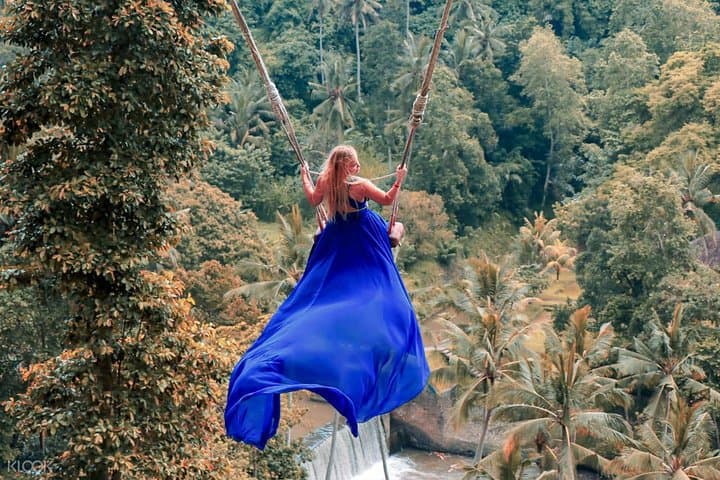 Ubud Jungle Swing, Temple & Waterfall Tour (Private Half Day Tour) — photo 1 of 13