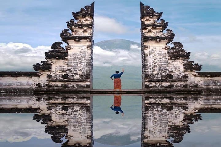 Lempuyang Heaven Gate Tour — photo 1 of 6