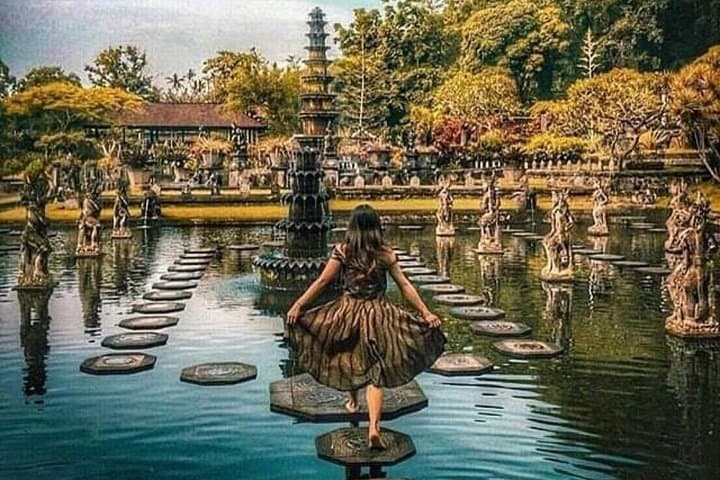 Gate Heaven Lempuyang Tirta Gangga East Bali Private Guided Tour — photo 1 of 26