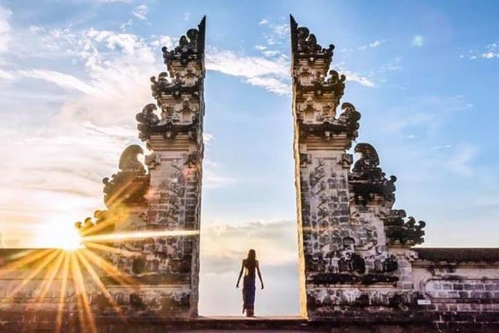 Gates of Heaven Temple and Blue Lagoon Snorkeling with All-inclusive — photo 1 of 18
