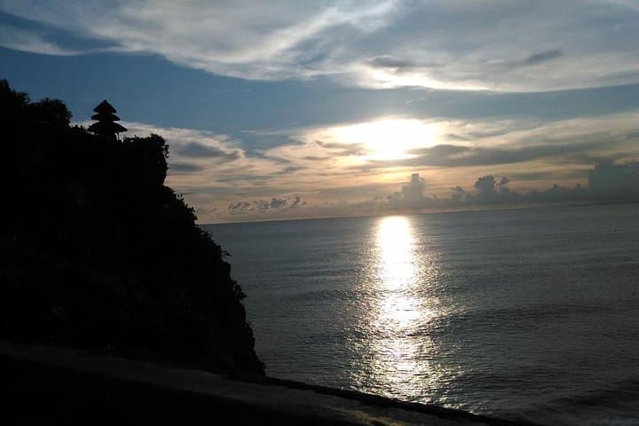 Uluwatu temple bali sunset tour — photo 1 of 5