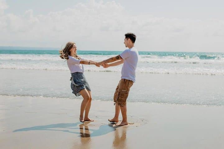 Private Photo Session with a Local Photographer in Seminyak — photo 1 of 10