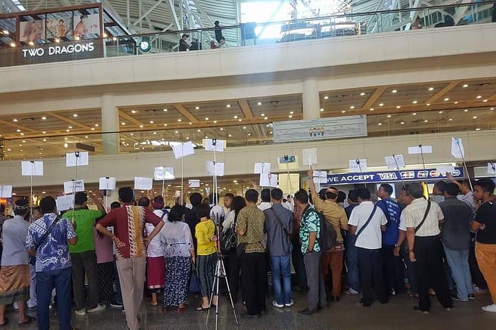 Ngurah rai airport: Welcome Pickups Bali Transfer — photo 1 of 6