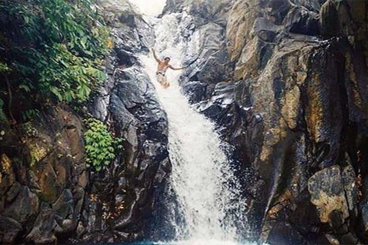 Jumping Sliding at Aling-aling waterfall with hotel transfer — photo 1 of 6