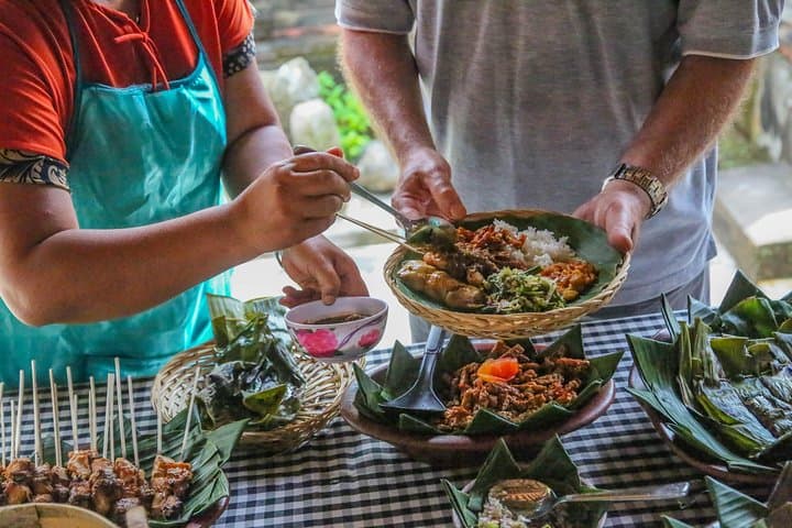 Ubud Village Plate Cooking Class — photo 1 of 4