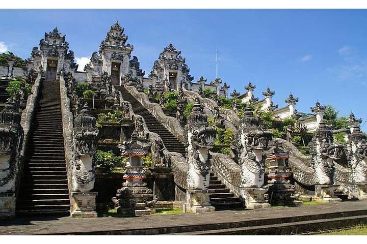Tour Gate of Heaven at Lempuyang Temple - Blue Lagoon Snorkeling with lunch — photo 1 of 8