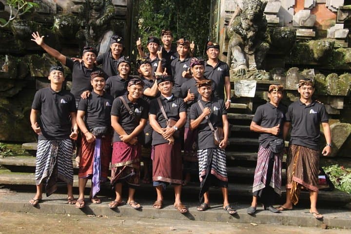 Hire Bali Guide — photo 1 of 31