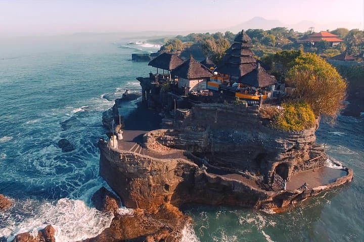 Holy Taman Ayun & Tanah Lot Temple Tour — photo 1 of 12