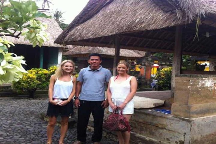 DayTour:Traditional House-Batuan-Tirta Empul- Ubud Rice field-Kintamani Volcano — photo 1 of 22