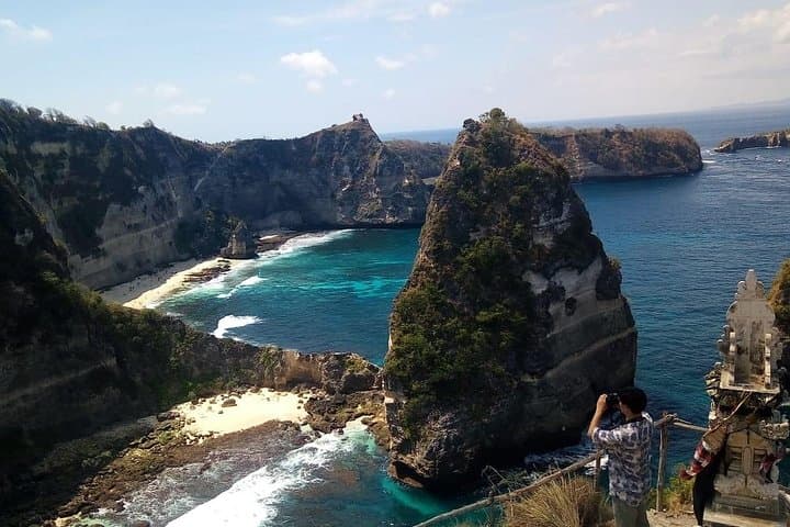 Unforgettable 5 Days Bali - Penida Island (Nusa Penida), Indonesia Tour — photo 1 of 40