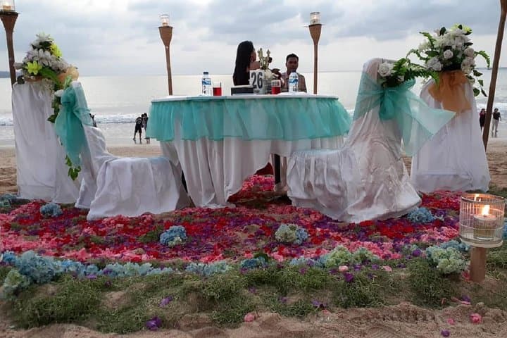 Romantic Dinner at Jimbaran Beach Bali Island — photo 1 of 9
