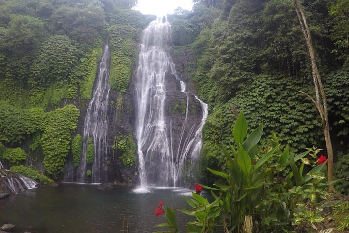 Seven Wonder Waterfalls Trekking — photo 1 of 10