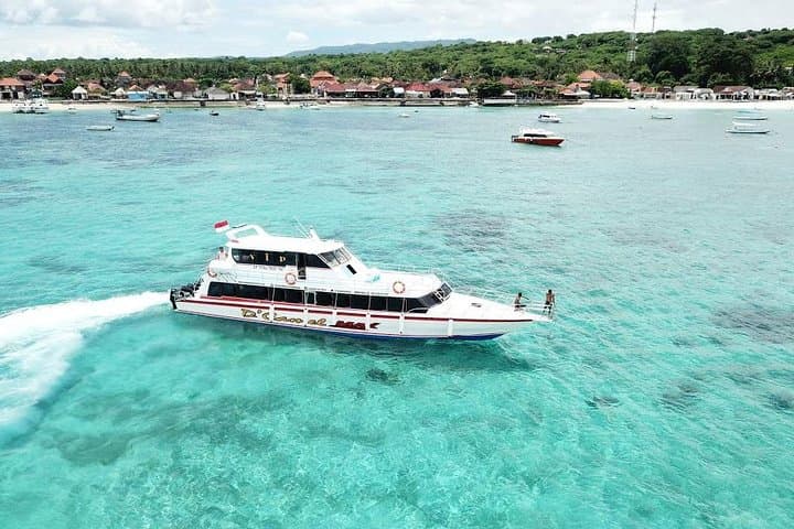 From Bali: Fast Boat Transfer to Nusa Lembongan — photo 1 of 6