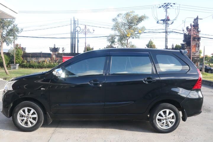 Bali Car Rent for 1 Day (5 Seat) — photo 1 of 2