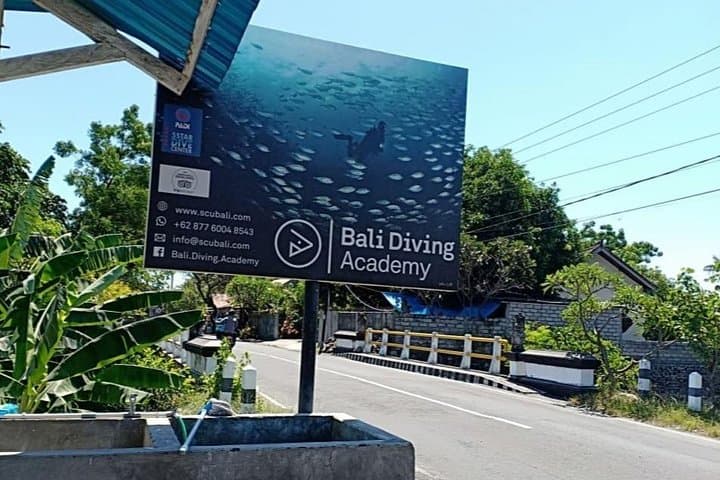 PADI Open water Course in Tulamben - Get certified & dive anywhere in the world — photo 1 of 4