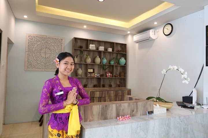 2-Hours Bali Relaxing Massage Package — photo 1 of 10