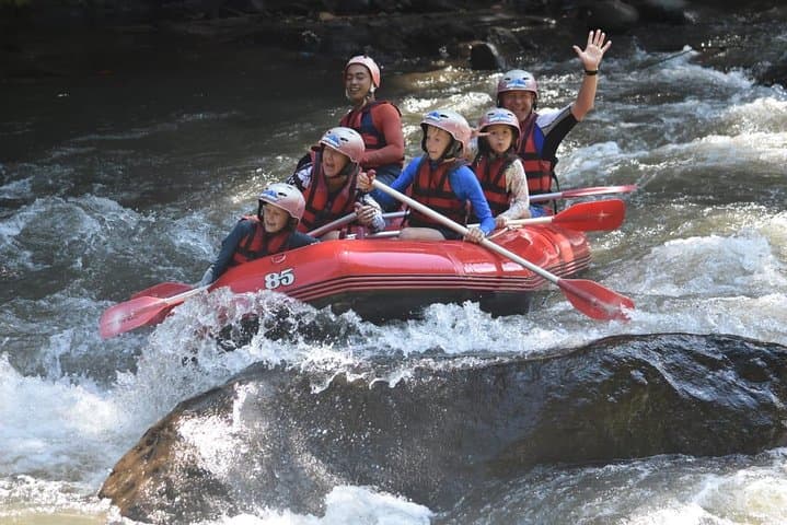 Bali fun white water rafting — photo 1 of 7
