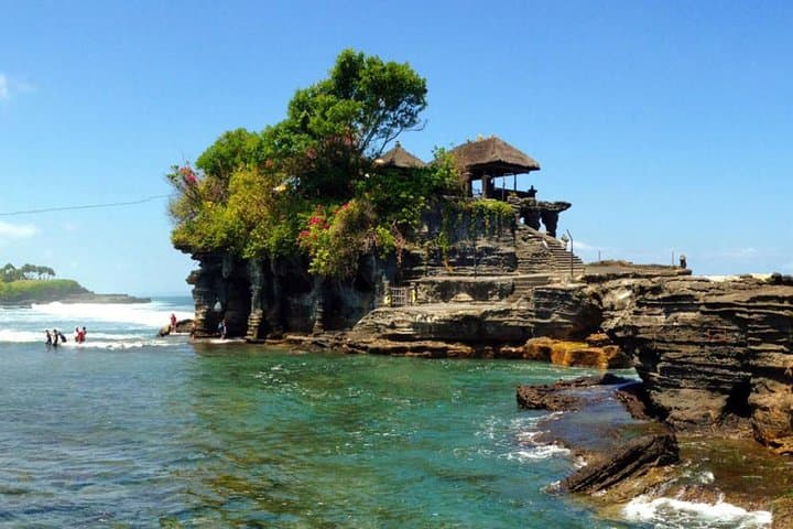 Tanah Lot & Banyumala Waterfall Private Tour — photo 1 of 5