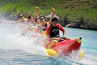 Watersports Benoa Beach & Uluwatu Tour with Handicraft Centre