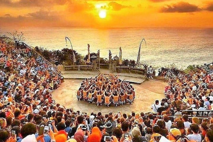 Best Bali Beaches - Uluwatu Temple - FREE Wi-Fi — photo 1 of 18