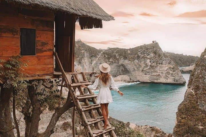 East and West Nusa Penida Beach Tour with Japanese-Speaking Guide (from Bali) — photo 1 of 6