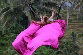 Bali Jungle Swing, Ubud Art Market & Puri Saren with Japanese Speaking Guide