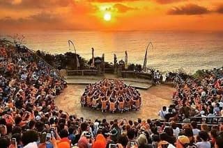 Kecak fire dance and uluwatu temple tour - free wifi