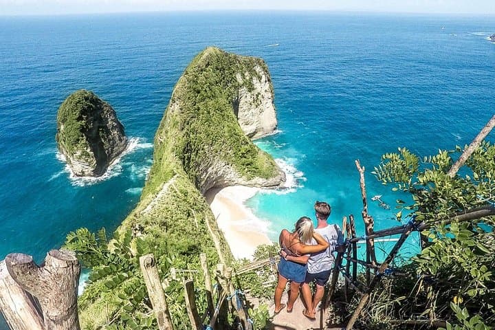 Full-Day Nusa Penida Island Private Tour with Local Guide — photo 1 of 19