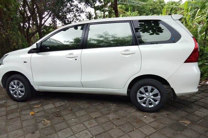 Lombok Car Hire with Private Chauffeur — photo 1 of 9