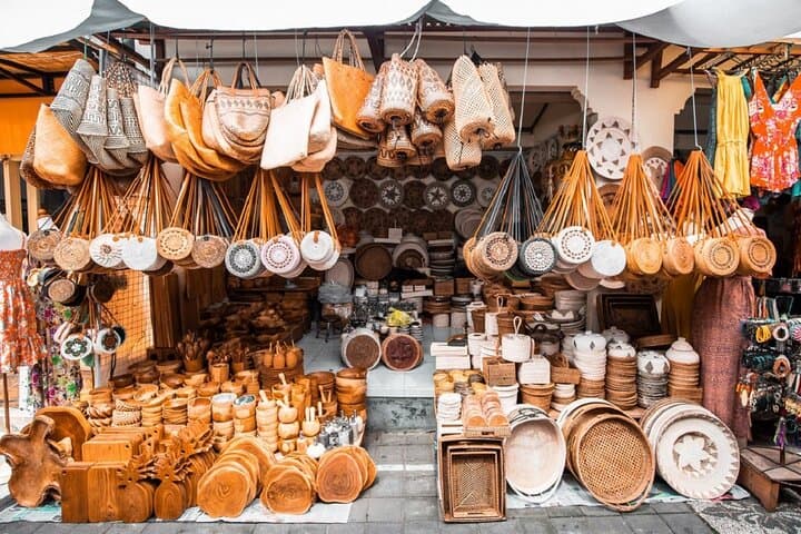 Private Half-Day Beach and Shopping Tour in Kuta — photo 1 of 7