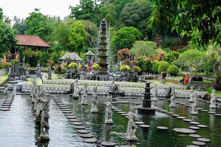 Private Tour The Gate Of Heaven Lempuyang Temple And Tirta Gangga — photo 1 of 15