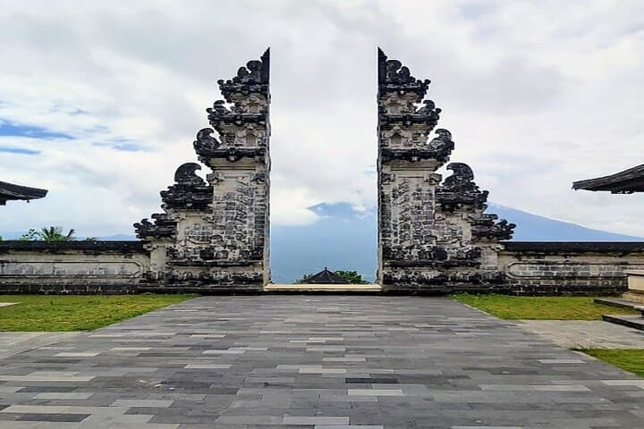 Incredible Lempuyang Gate Of Heaven And Virgin Beach Private Tour — photo 1 of 6