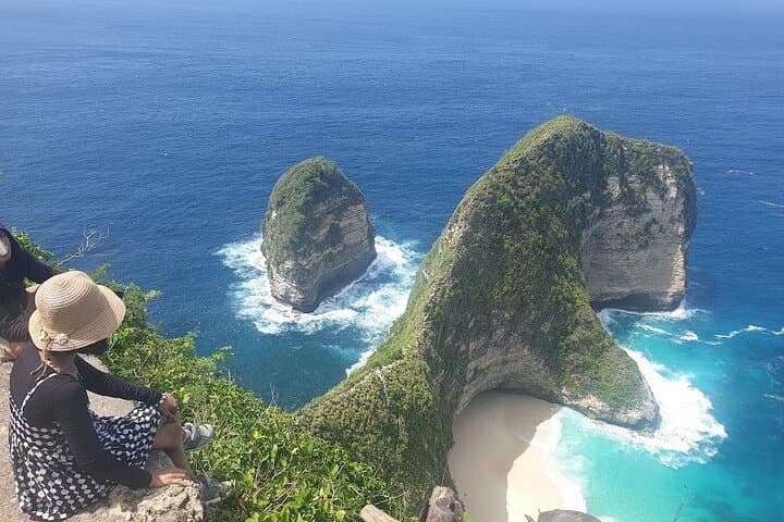 Nusa Penida island day trip with Photographer — photo 1 of 10