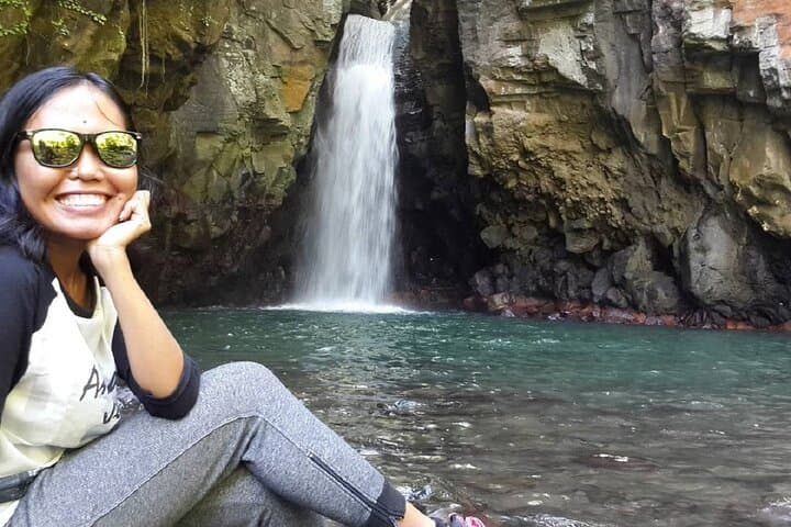 Sambangan Waterfall Tour with Dolphin Watching and Snorkeling in Northern Bali — photo 1 of 8