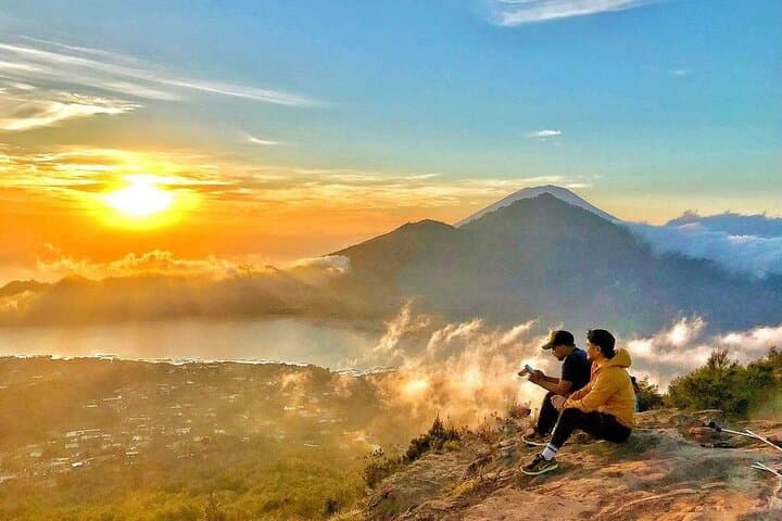 Sharing Mount Batur Sunrise Trekking Guide Pick Up and Drop Off — photo 1 of 10