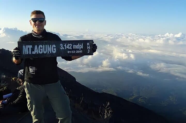 Private tour : Amazing trekking mount Agung sunrise by psr agung — photo 1 of 8