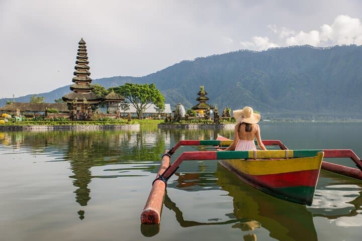 Bali Charm: Full-Day Bedugul and Tanah Lot Tour (UNESCO) - All Inclusive Tickets — photo 1 of 8
