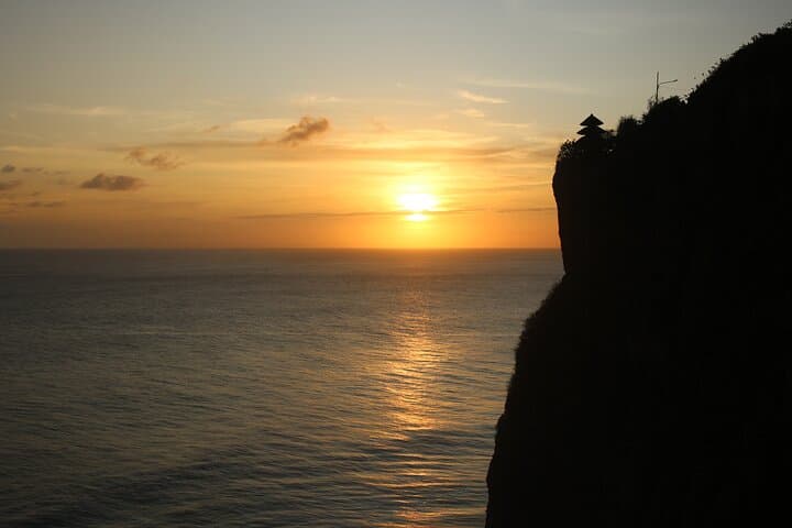 Private Afternoon Half-Day Tour to Visit GWK, Uluwatu, Kecak Dance & Jimbaran. — photo 1 of 8