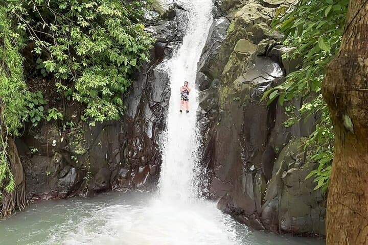 Jumping Sliding at Aling-aling waterfall with Private transfer — photo 1 of 12